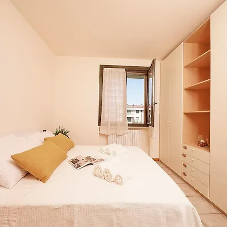 Gardagate - Arcobaleno Apartment